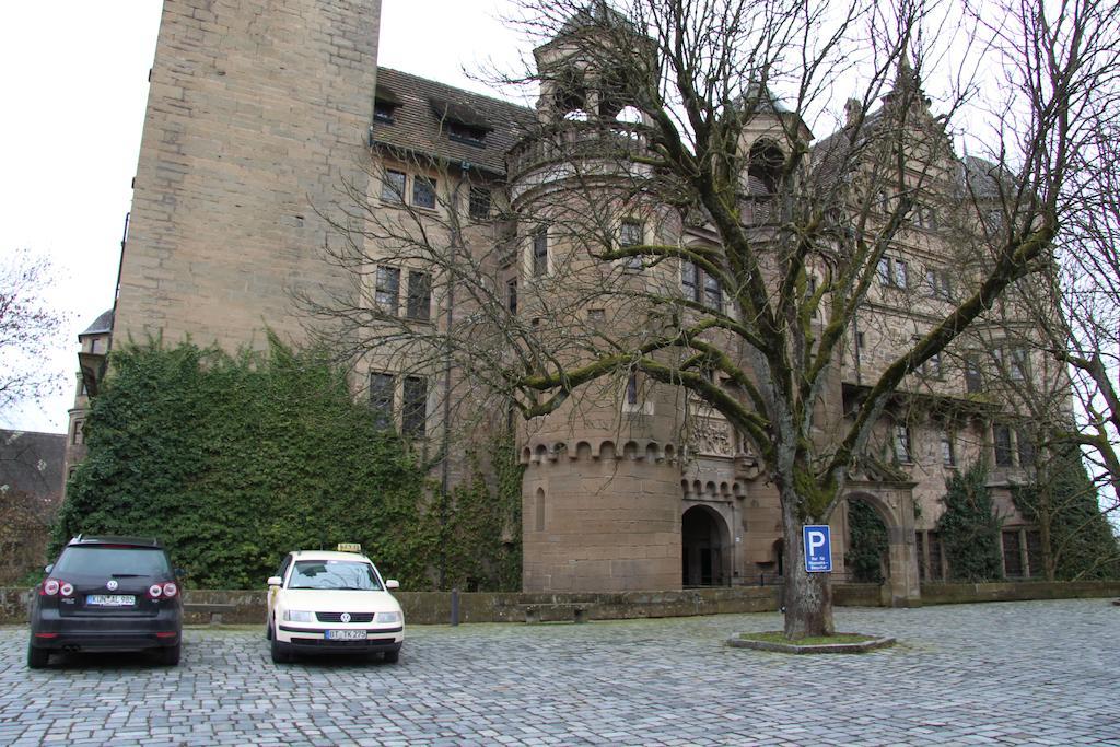 Hotel Am Schloss Neuenstein Экстерьер фото
